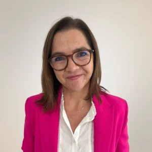 Imagen de Alejandra Hurtarte <br>de Vítola